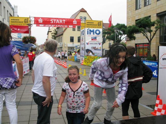 ../Images/BenefizlaufMerseburg2010 (102).jpg